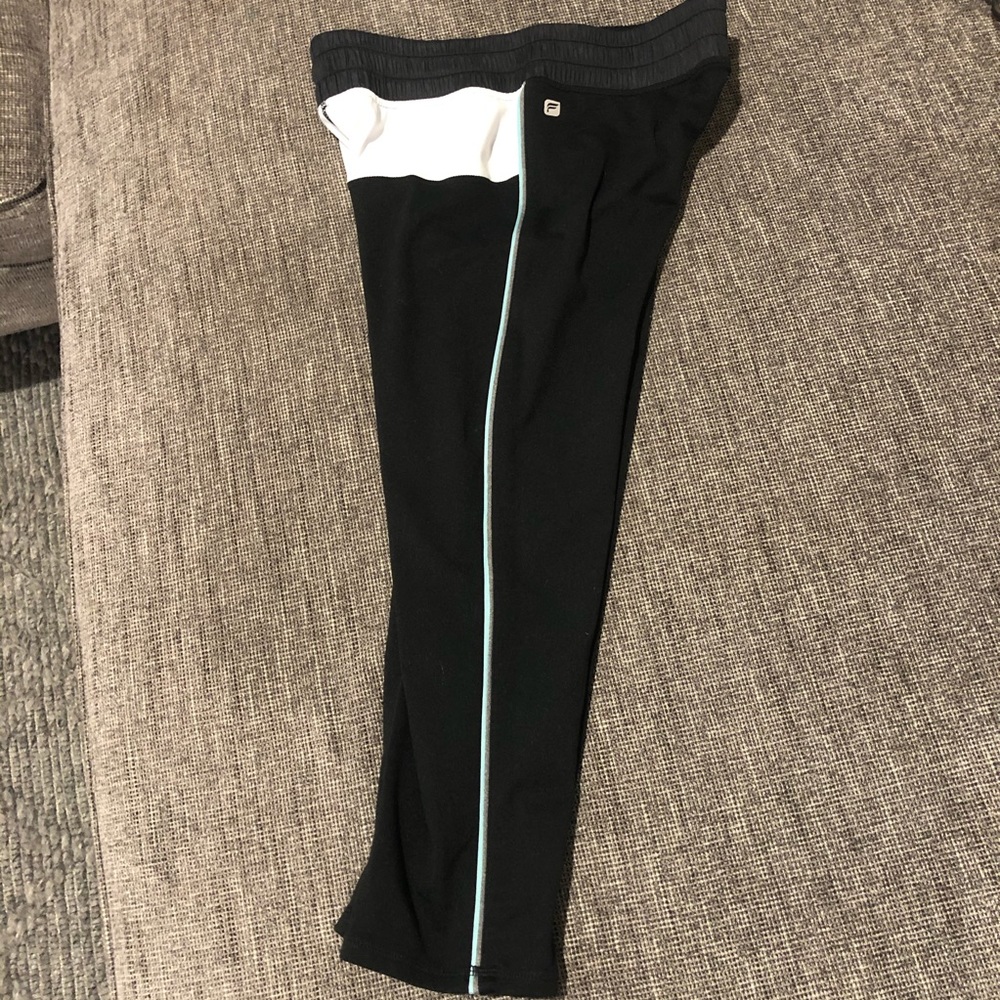 🖤Fabletics sweats/joggers/leggings capris🖤